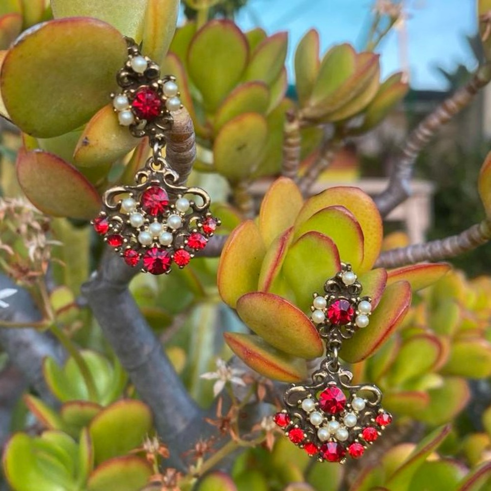 Vintage Red Crystal & Pearl Screw-Back Earrings